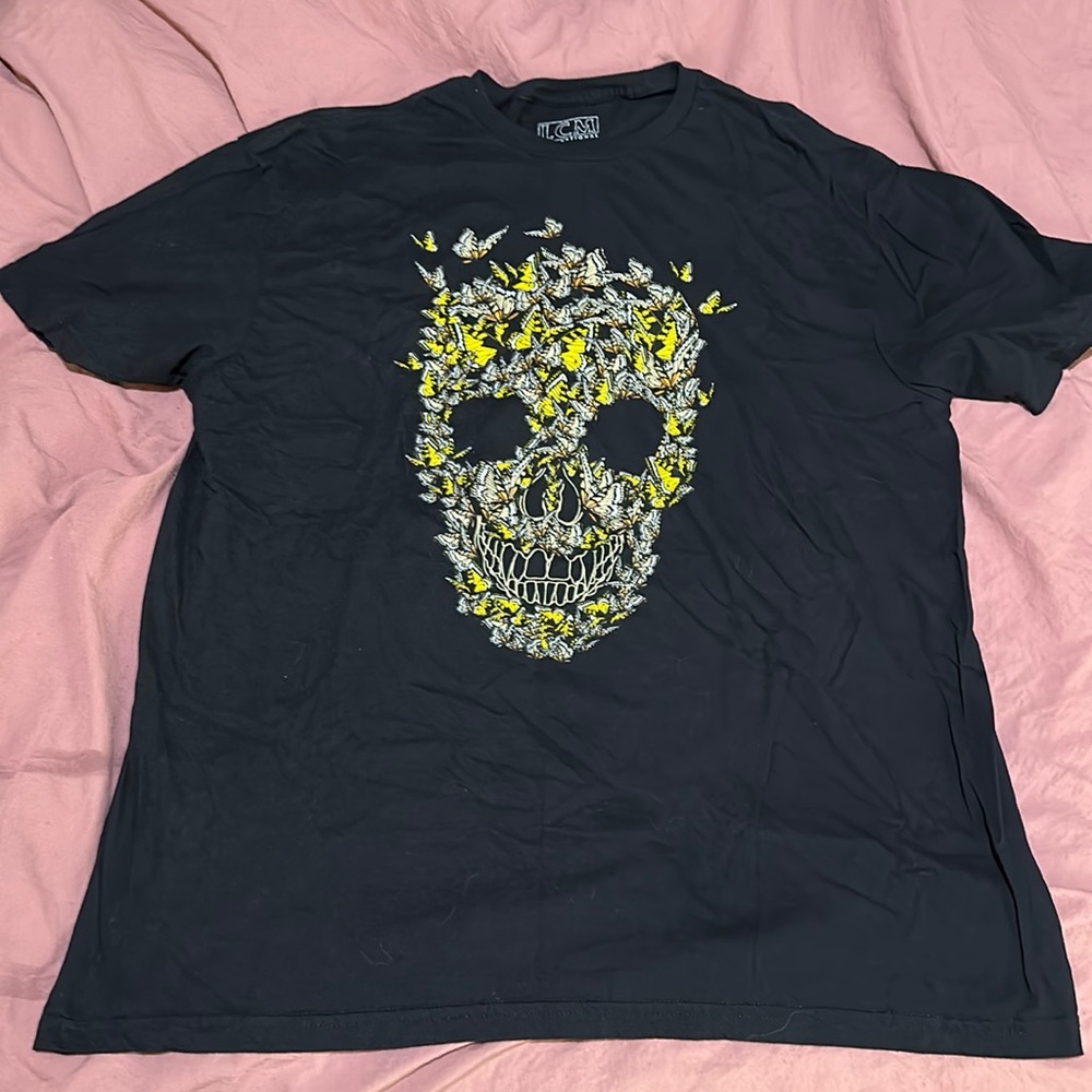skull shirt